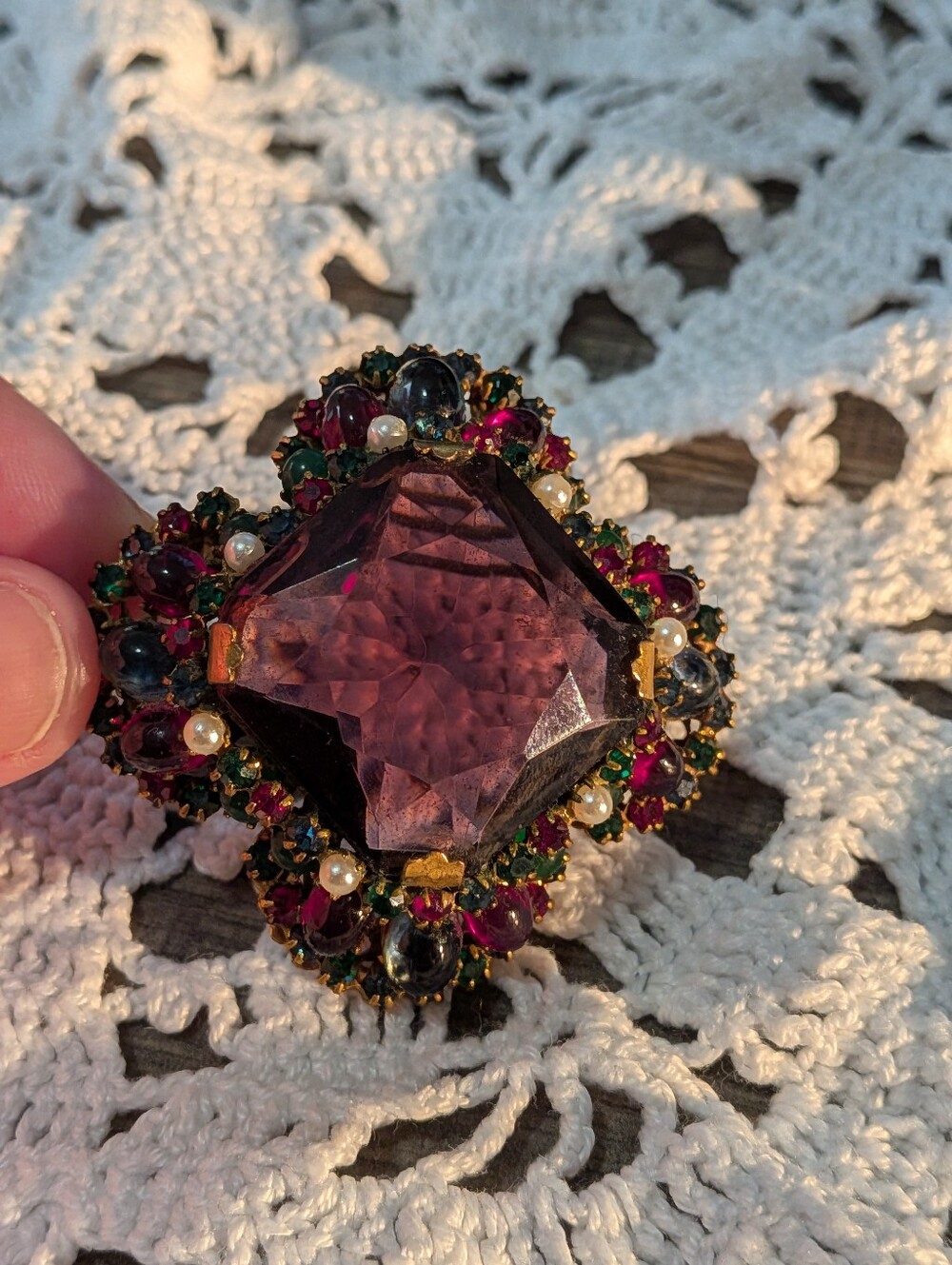 Vintage Original By Robert Purple, Red, Green, Blue Gold Brooch - Picture 2 of 5